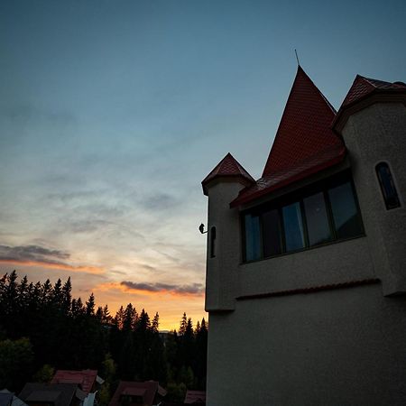 House Of Dracula Hotel Poiana Brașov Exterior foto