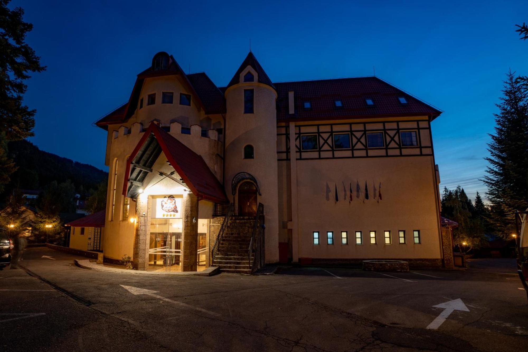 House Of Dracula Hotel Poiana Brașov Exterior foto