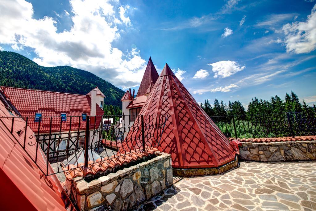 House Of Dracula Hotel Poiana Brașov Exterior foto